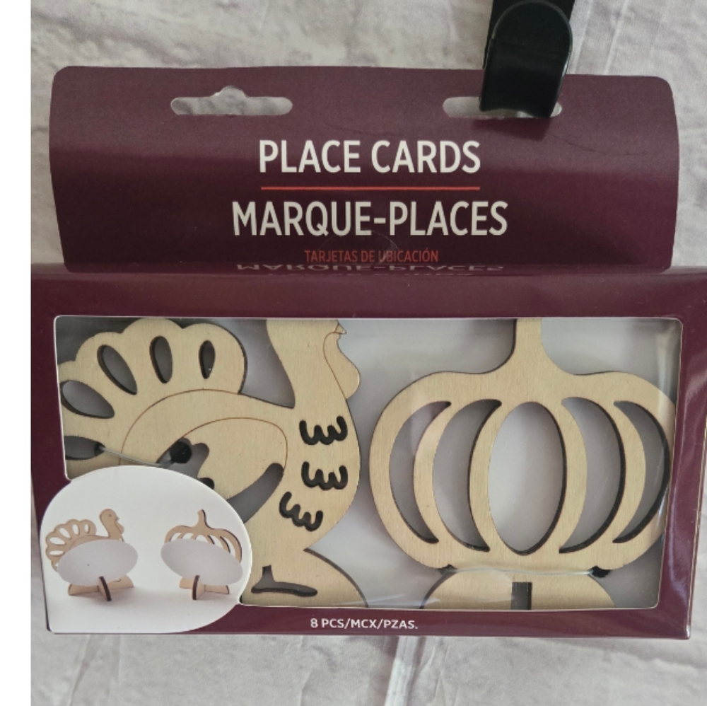 Thanksgiving 8 Piece Wooden Card Holder Place Setting - Picture 1 of 5